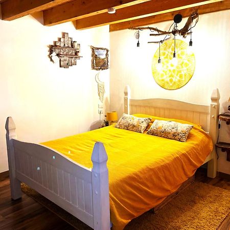 Ferienwohnung Cozy Mini House With Beautiful Views Eygliers Exterior foto